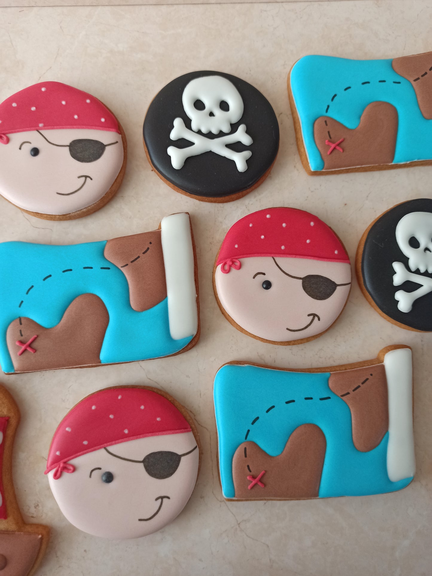 Lot de 4 biscuits « pirate »